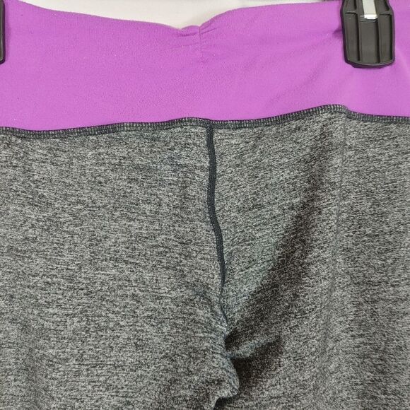 Lululemon Women’s Split Calf Leg Crop Capri Yoga Pants Size 4 Gather And Crow Gr - Picture 7 of 8